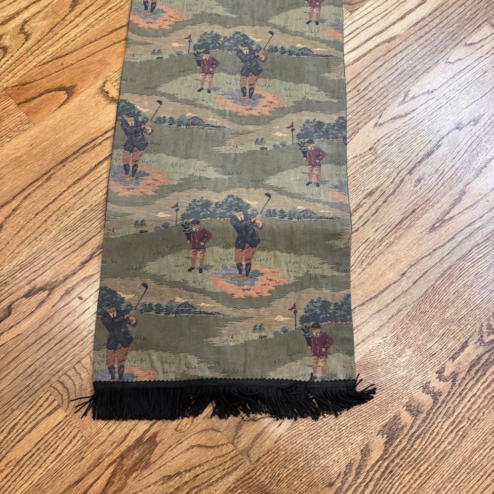 Vintage Golf Tapestry Table Runner Fringe‎ Edges Golfer Scene 60x14 Green - Picture 3 of 5